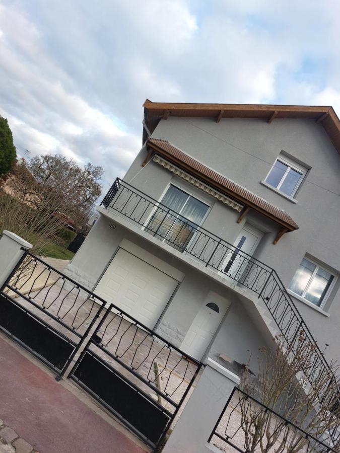 Famille House 202 Apartamento Chalon-sur-Saône Exterior foto